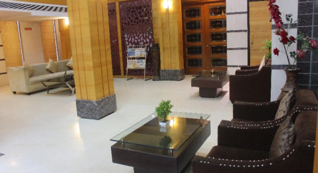 Capital O 79690 Hotel Metro View Inn, Rezervovat Hotel Hotely v Bangalore s parkováním, Parkování