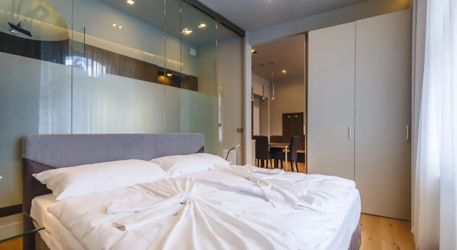 Апартаменты Premium c 1 комнатой с балконом и с видом на реку Apartments Bohemia Rhapsody