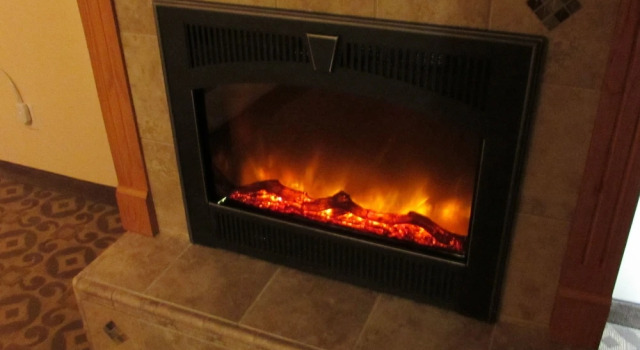 Двухместный люкс Magnuson Grand Pioneer Inn and Suites