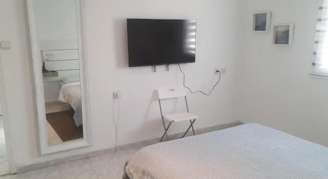Chambre Bleue 2 Personnes, Забронировать Отель «постель и завтрак» Натания Центральный Округ Израиля, рядом с Лифт на пляже