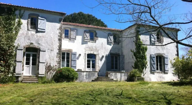LA CAVERIE DE PEYROUX A ORTHEVIELLE, Buchen Sie Hotel Orthevielle 