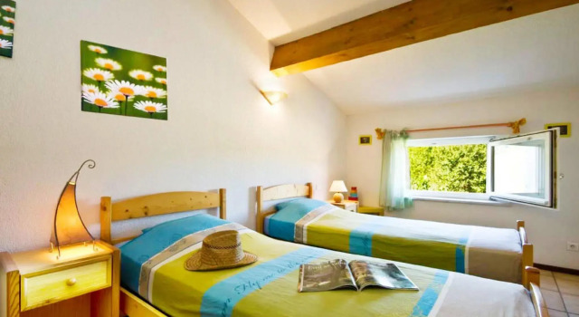Terraced house standard in the residence Le Clos des Oliviers