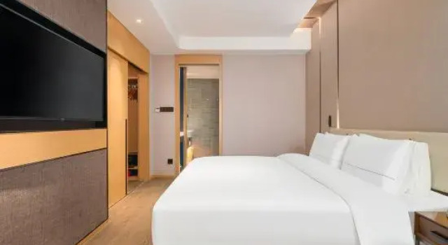 Люкс Atour Hotel (Sichuan Taikoo Li, Tianfu Square Metro Station)