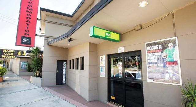 Villawood Hotel, Book Hotel Villawood Sydney Region