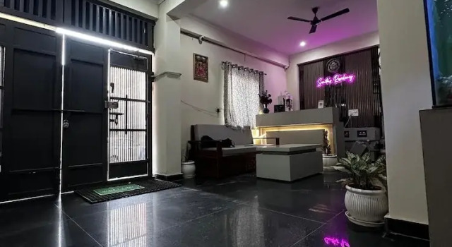 Sunita Residency, Prenota Ostello Ostelli a Haryana, Ostello