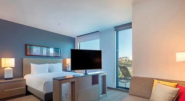 Двухместная студия с балконом Hyatt House Mexico City/Santa Fe