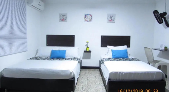 Четырёхместный номер Standard Costana - Hostal