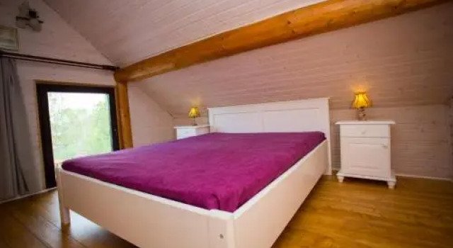 Wolf's House, Varaa Hotelli Gura Raului 