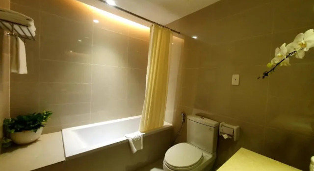 Двухместный номер Superior Saigon Hotel