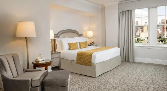 Двухместный номер Classic Warwick Melrose Hotel