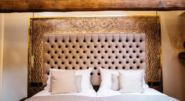 Quite Simply French, Prenota Hotel Lancaster Lancashire