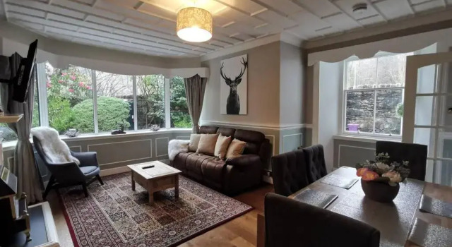 Broomfield Cottage South Luss, Забронировать Дом для отпуска Отели Центральной Шотландии с парковкой, Парковка