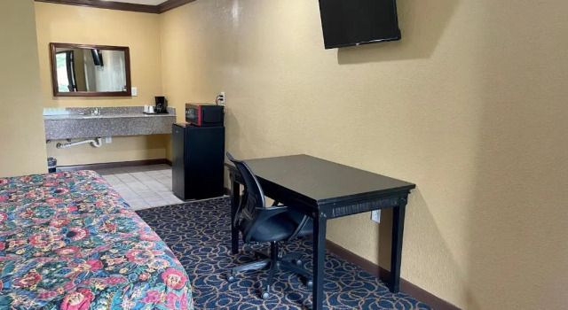 Номер Standard Super 6 Inn