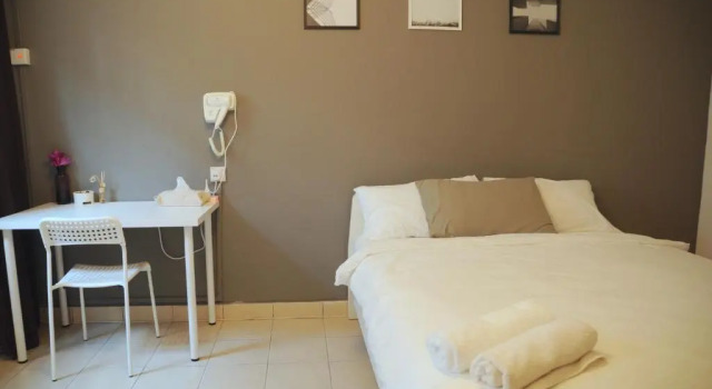 Номер Deluxe GRAYHAUS Guest House