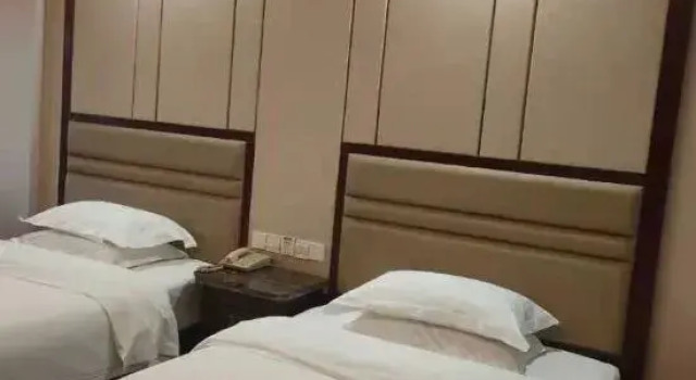 Huaihua Fengdan Hotel