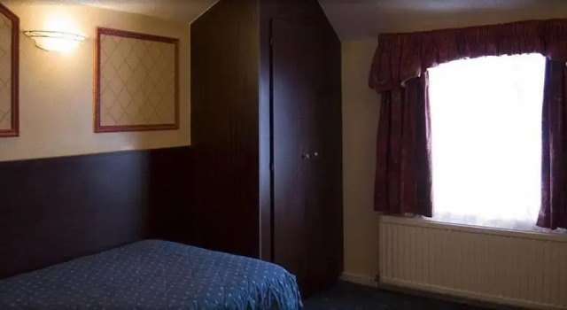 Номер Standard The Falcon Hotel