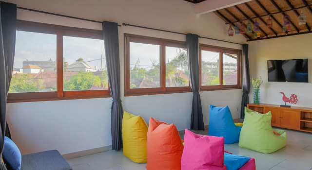 Villa Bali Caviar