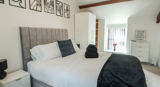 Rhows, Book Feriehus Dwyran Anglesey