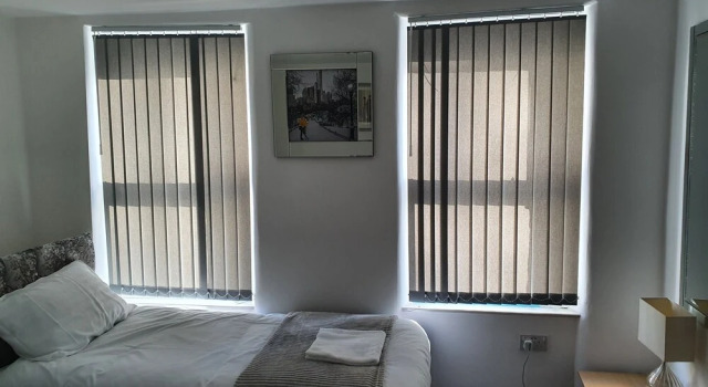 Deluxe Three bed Suite in Liverpool City Center, Забронировать Отель Ливерпуль Мерсисайд, рядом с Harold Cohen Library