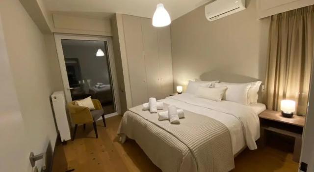 Cosy Studio near the beach, Забронировать Отель Отели Варкиза с бассейном, Бассейн