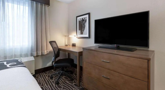 Номер Standard La Quinta by Wyndham Fairbanks Airport