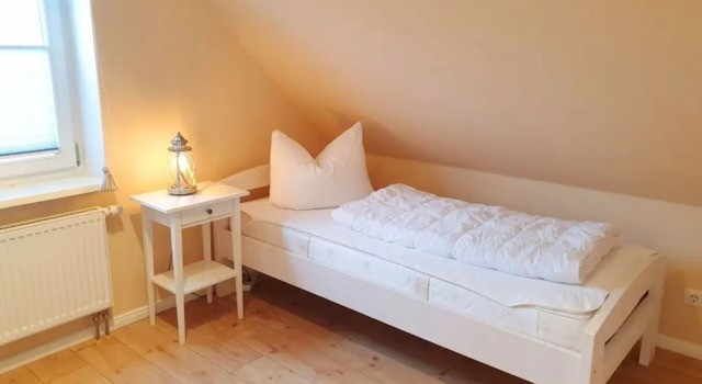 Deichtraum Modern Retreat, Забронировать Отель Шёнберг Плён, рядом с Пляж Бразилия