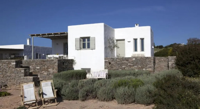 Вилла Kallisti Elia · Serene holiday villa - Views, nr Best family Beach