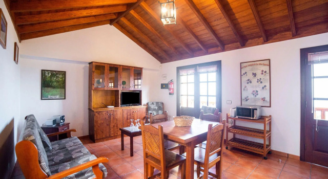 Nice Apartment With Fantastic Views of the Coastline of Tenerife, Book Apartment Hotels in Tenerife with Parking, Parking