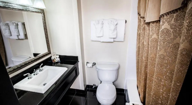 Двухместный номер Superior Old Stone Inn Boutique Hotel