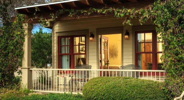Номер Standard с видом на озеро Inn on Lake Granbury a Boutique Hotel