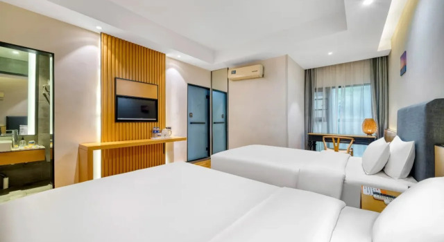 7Days Inn (Chengdu Sichuan Normal University Chenglong Campus Jingji Harbor)
