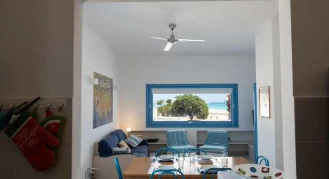 Casa Blu sul mare e centralissima, Book Apartment Hotels in Sicily with Parking, Parking