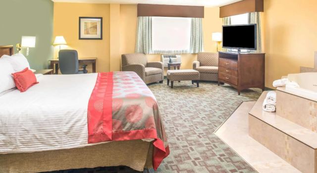 Suite Ramada by Wyndham Saskatoon