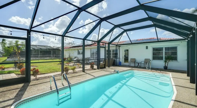 Коттедж Punta Gorda Escape w/ Private Lanai & Pool!
