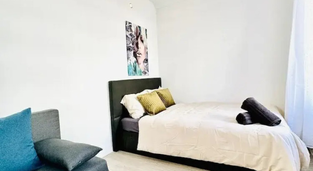 Номер Standard Affordable 4BR Apt Walk to FAC Platz