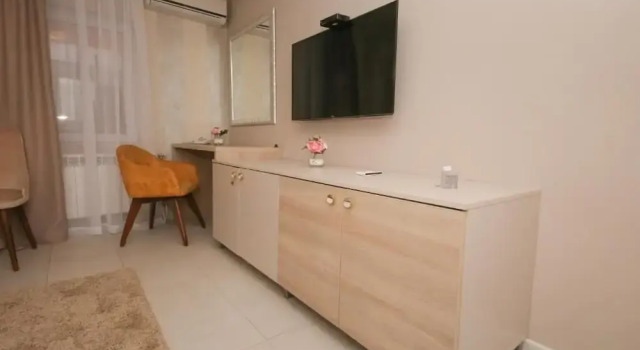 Hotel Bajadera Lux, Забронировать Отель Отели Раковица с парковкой, Парковка