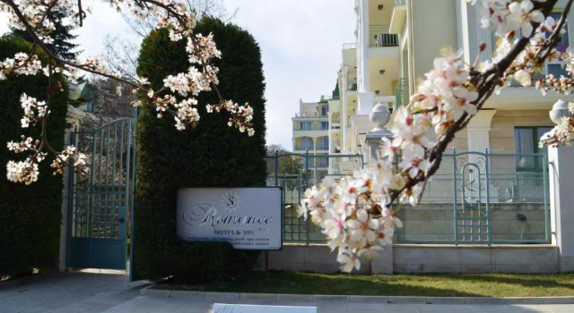 Apartment 3 In Complex Splendid