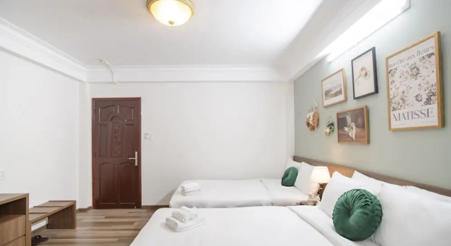 Трёхместный номер Deluxe SAZI BEN THANH Hotel HCM