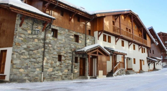 Chalet Selaou, Забронировать Шале Виллы Овернь-Рона-Альпы, Вилла