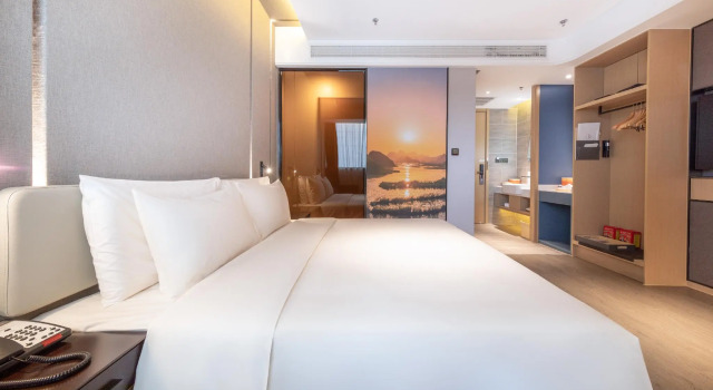 Номер Standard Atour Hotel Kunming Jiantou Building Jingkai District