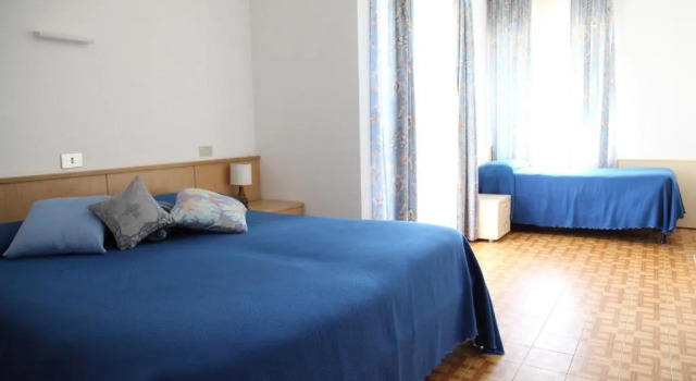 Трёхместный номер Standard с видом на горы Hôtel Bellavista