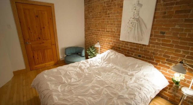 Апартаменты MTLVacationRentals - The City Chalet