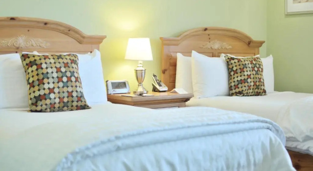 Четырёхместный номер Standard Mark Twain Hotel
