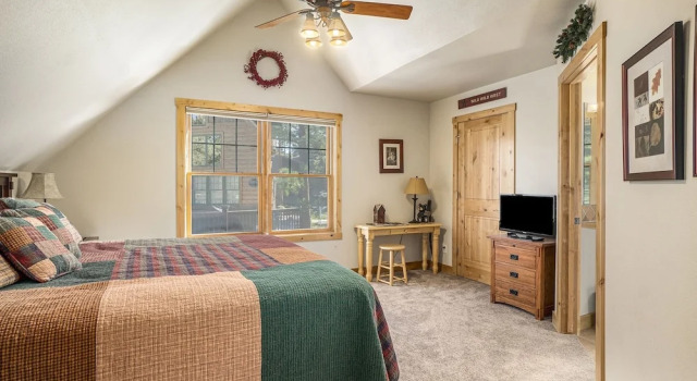 Solitude Bobcat #7 - Estes Park 2 Bedroom Condo by RedAwning, Забронировать Апартаменты/квартира Апартаменты Эстес-Парк, рядом с Lake Estes, Апартаменты/квартира