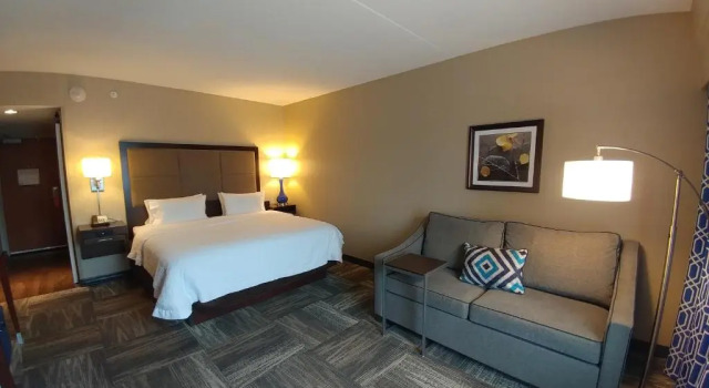 Двухместный номер Deluxe Hampton Inn Lexington Medical Center