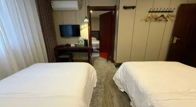 Люкс Deluxe Lanzhou Xindeli Hotel