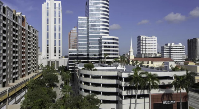 Двухместный люкс Fairfield Inn & Suites By Marriott Fort Lauderdale Downtown/Las Olas