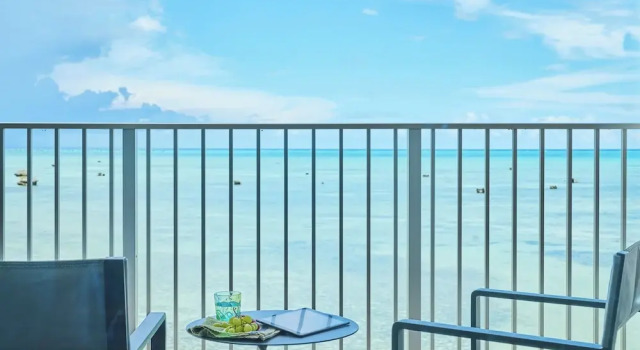 Двухместный номер Deluxe с балконом и oceanfront Watermark Hotel Okinawa Miyakojima
