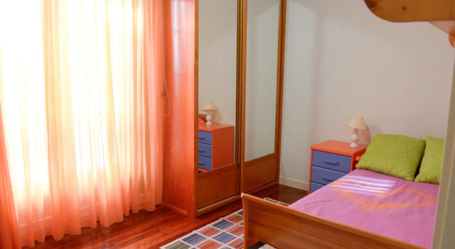 Apartamento céntrico, parking y wifi gratis, Забронировать Апартаменты/квартира Апартаменты Сантандера, рядом с Музей доисторической эпохи и археологии провинции Кантабрия, Апартаменты/квартира