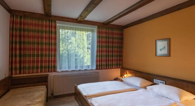 Hotel Gasthof Seeland, Book Hotel Sankt Pölten 